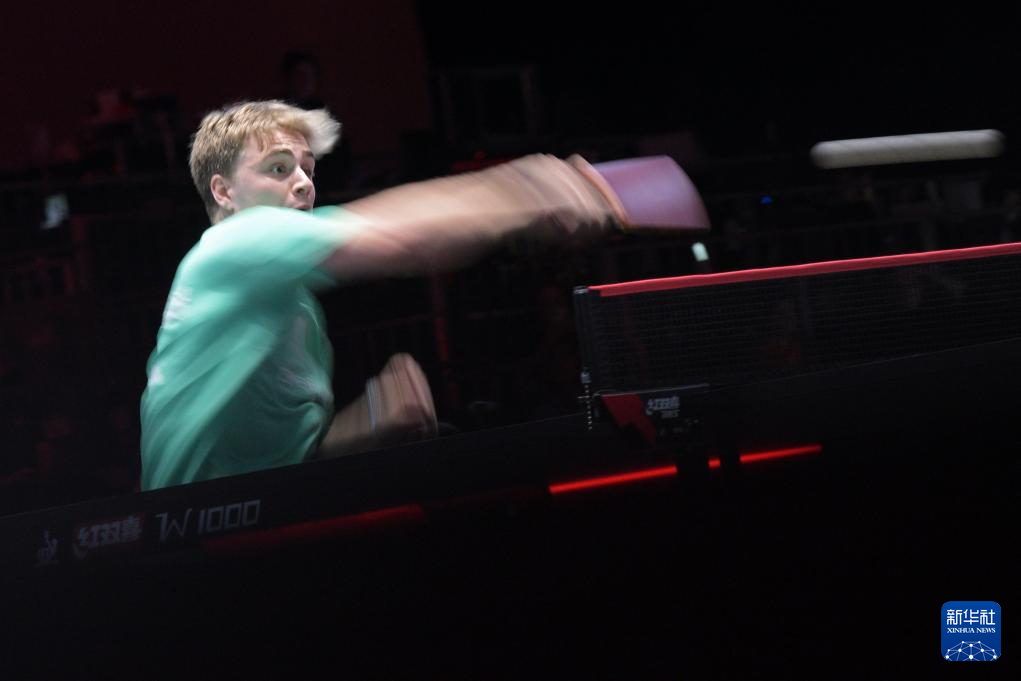 确保每队在 确保每队在